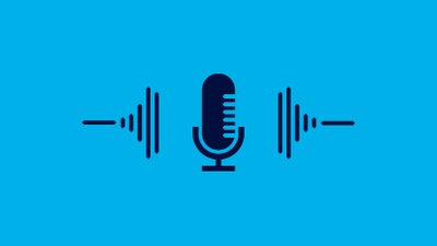 Podcast Mikrophon Icon mit blauem Hintergrund